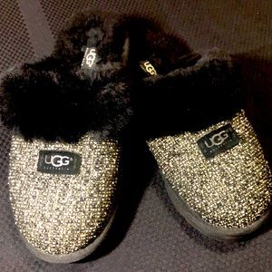 UGG Cozy Fancy Black Indoor/Out Fully Lined Slippers Women's 10